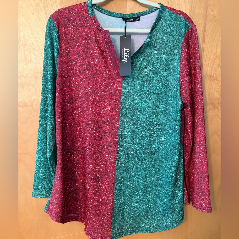 NEW W/ tags Lily Women's Red and Green Top